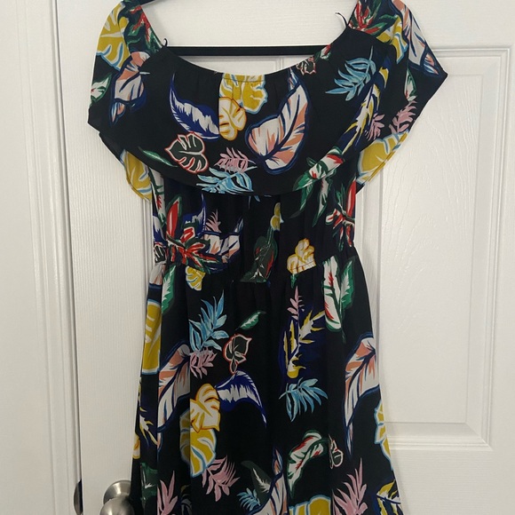 Tropical Print Off-the-Shoulder Dress - Picture 2 of 6